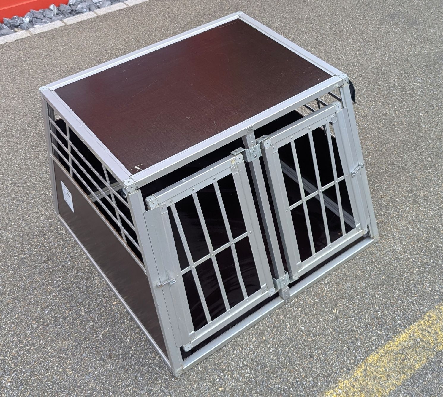 Autres décorations & accessoires: Hundebox – D'occasion à Oberiberg par P_Tra115 1