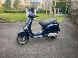 Vespa LX125