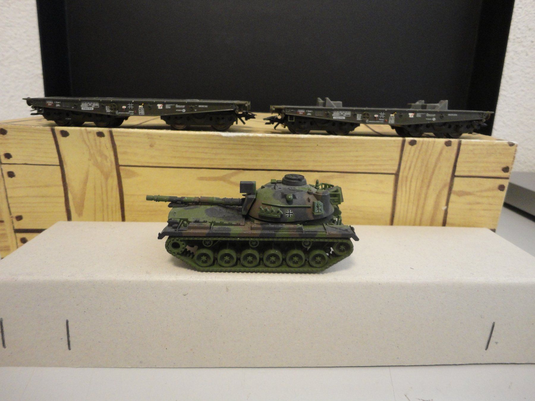 Märklin Militär Schwerlastwagen mit Panzer DB H0 (Gebraucht) in Berikon ...