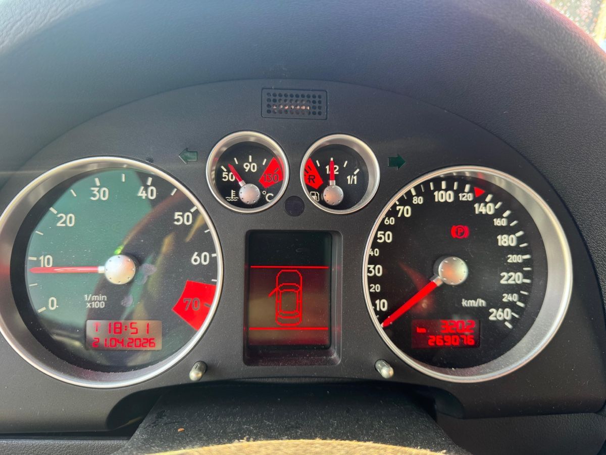 Audi Automobili: Audi TT Cabriolet 1.8 T – Usato da Vevey venduto da mar_mc29 6