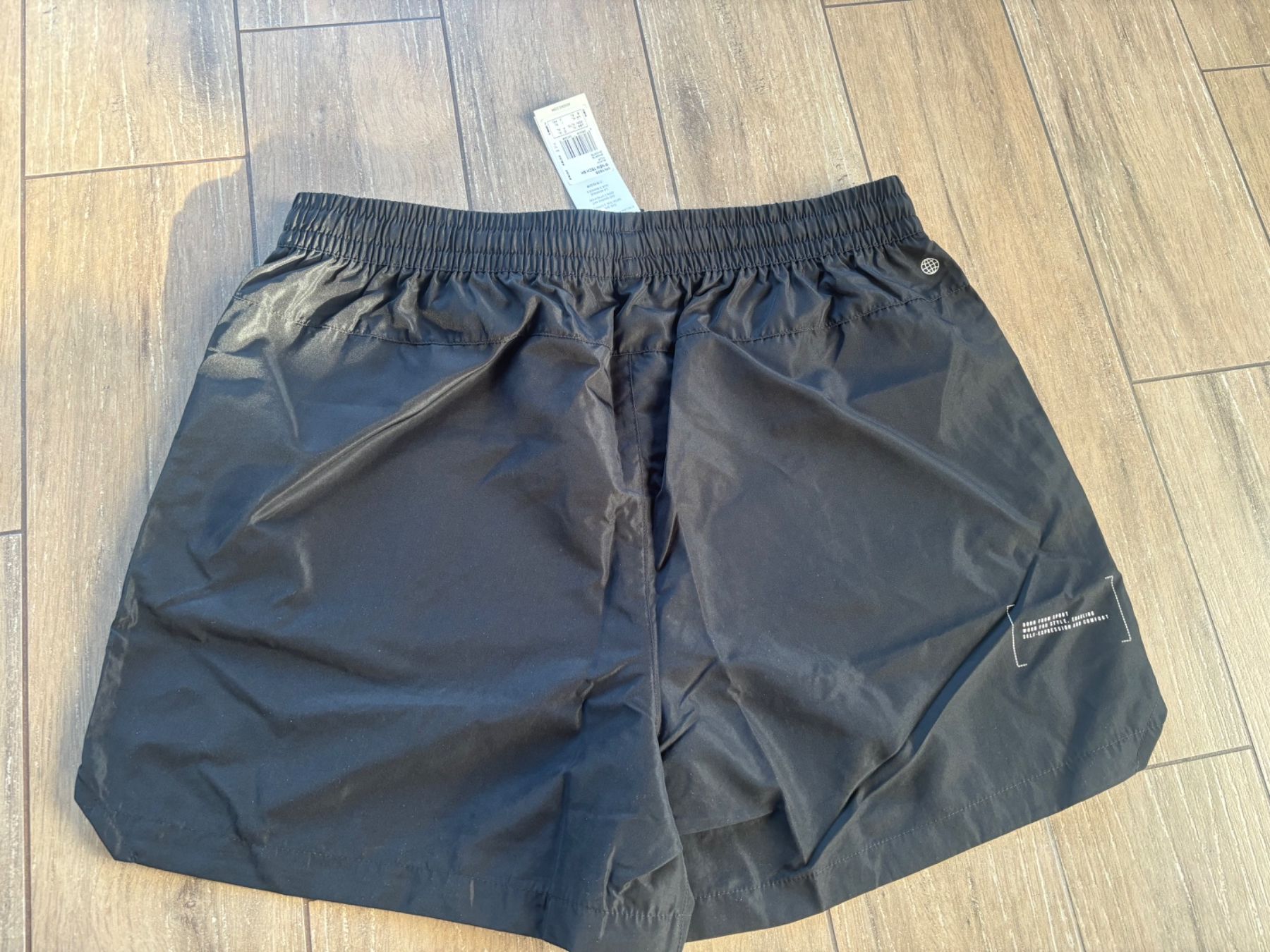 Adidas Pantaloni: XL_adidas_NEU_LP 55 sfr – Nuovo e nell'imballaggio originale da Versegeres venduto da kista 2