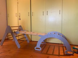 Spielturm Pikler Dreieck Kletterbogen Holz guter Zustand