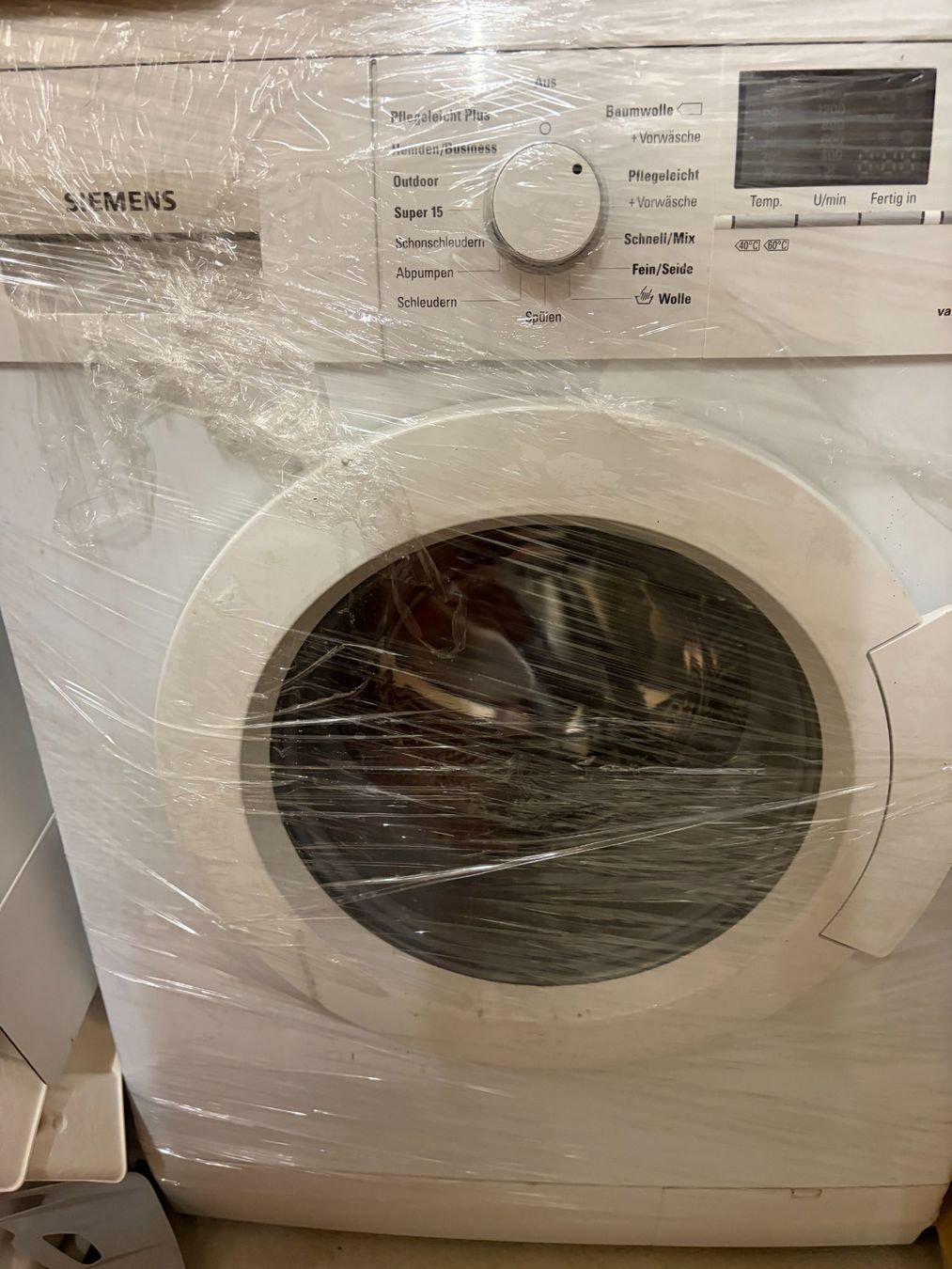 Siemens Lavatrici: Siemens iQ300 Waschmaschine – Usato da St Gallen venduto da elky87