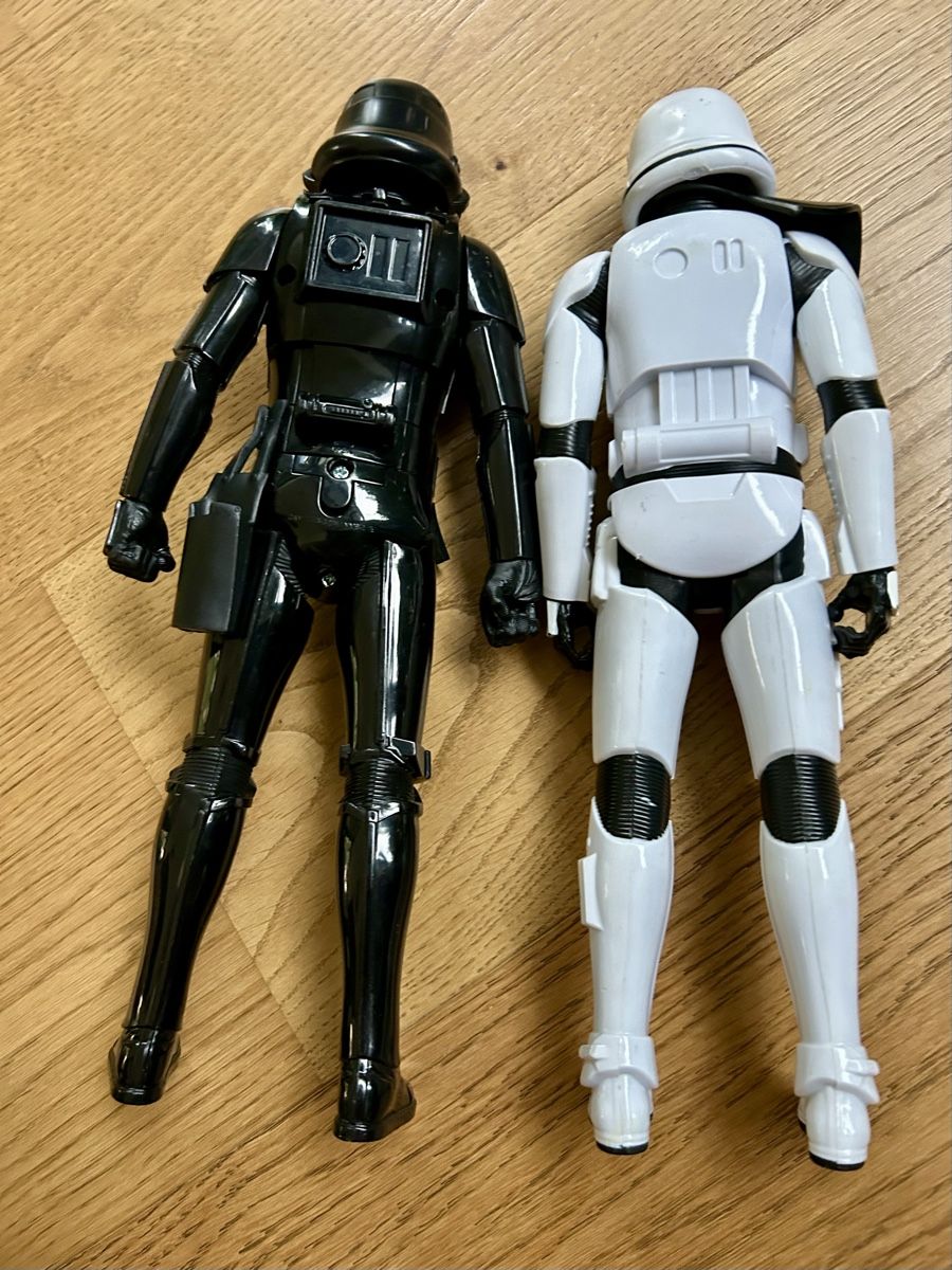 Star Wars Jouets: 2 Star Wars Figuren – D'occasion à Rothrist par szc_9dg5 1