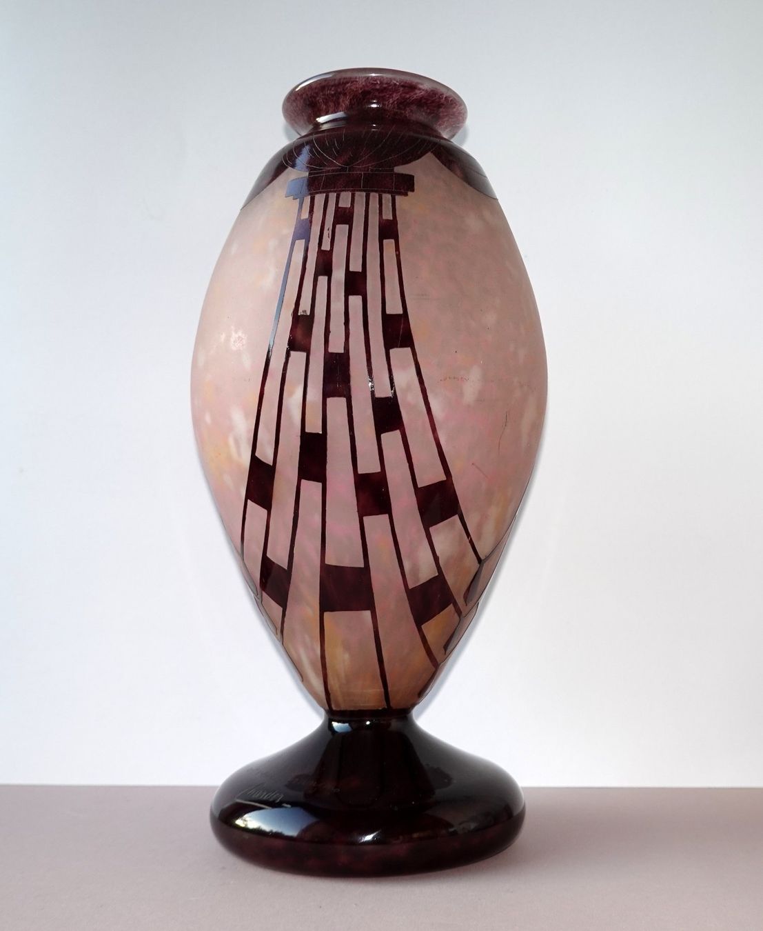 Vasen & Gefässe: Art deco VASE "COLLIERS" Ch. Schneider – Gebraucht aus Brunnen von brocundfloh