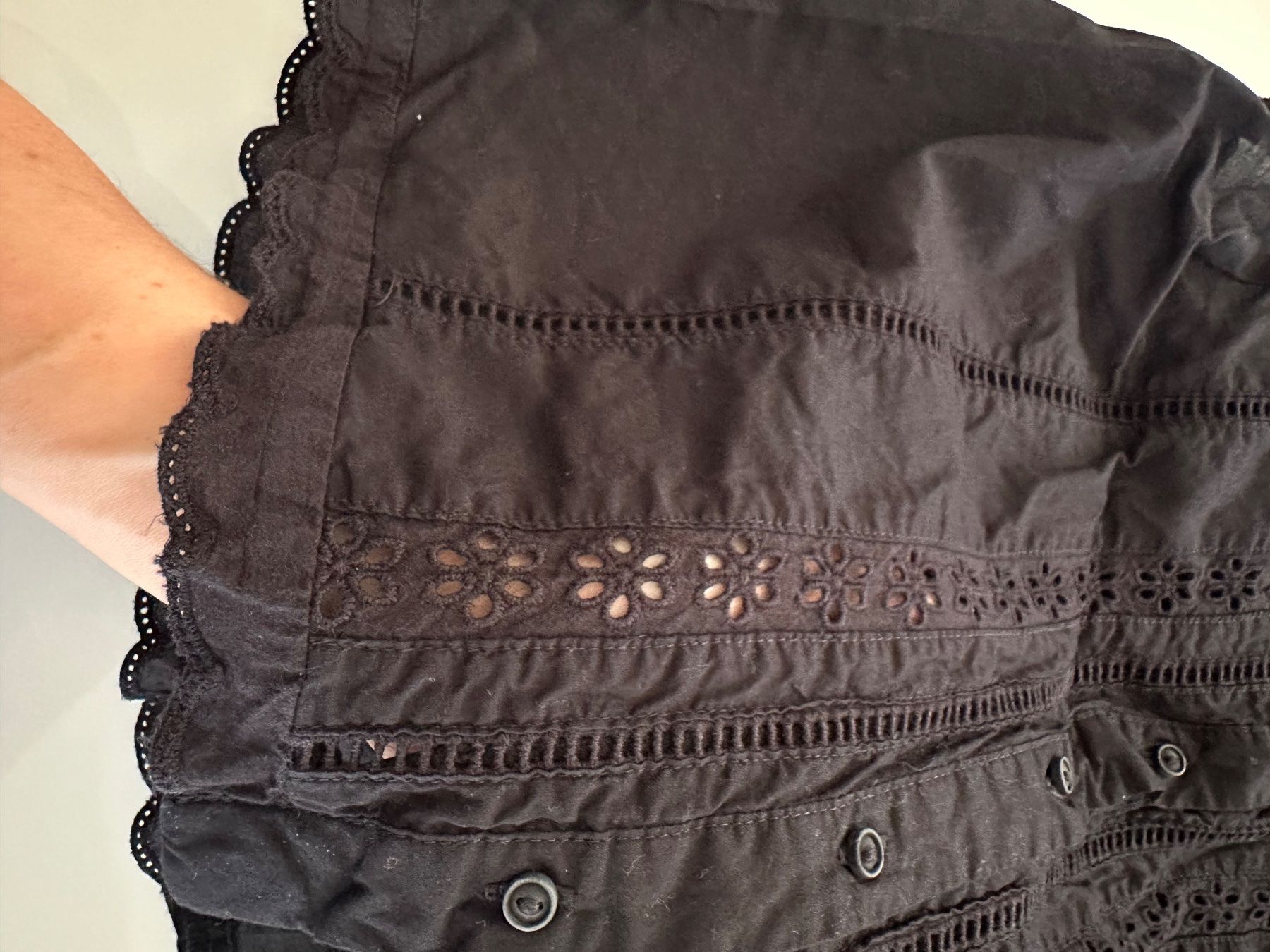Zara Top: Zara Black Top Size S , top condition! – Usato da Kloten venduto da gab_jl5l 1
