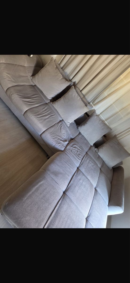 Sofas: Ecksofa Stoff grau mit Flecken ca. 300x200cm gebraucht – Gebraucht aus Dietwil von Linda_mn