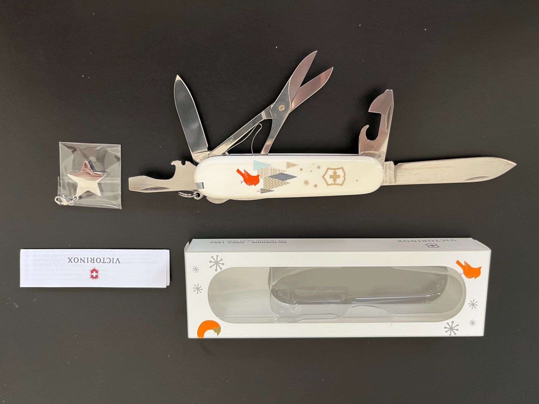 Victorinox Taschenmesser: Victorinox Winter Magic Super Tinker 2019 – Neu und originalverpackt aus Full-Reuenthal von Strusal 2