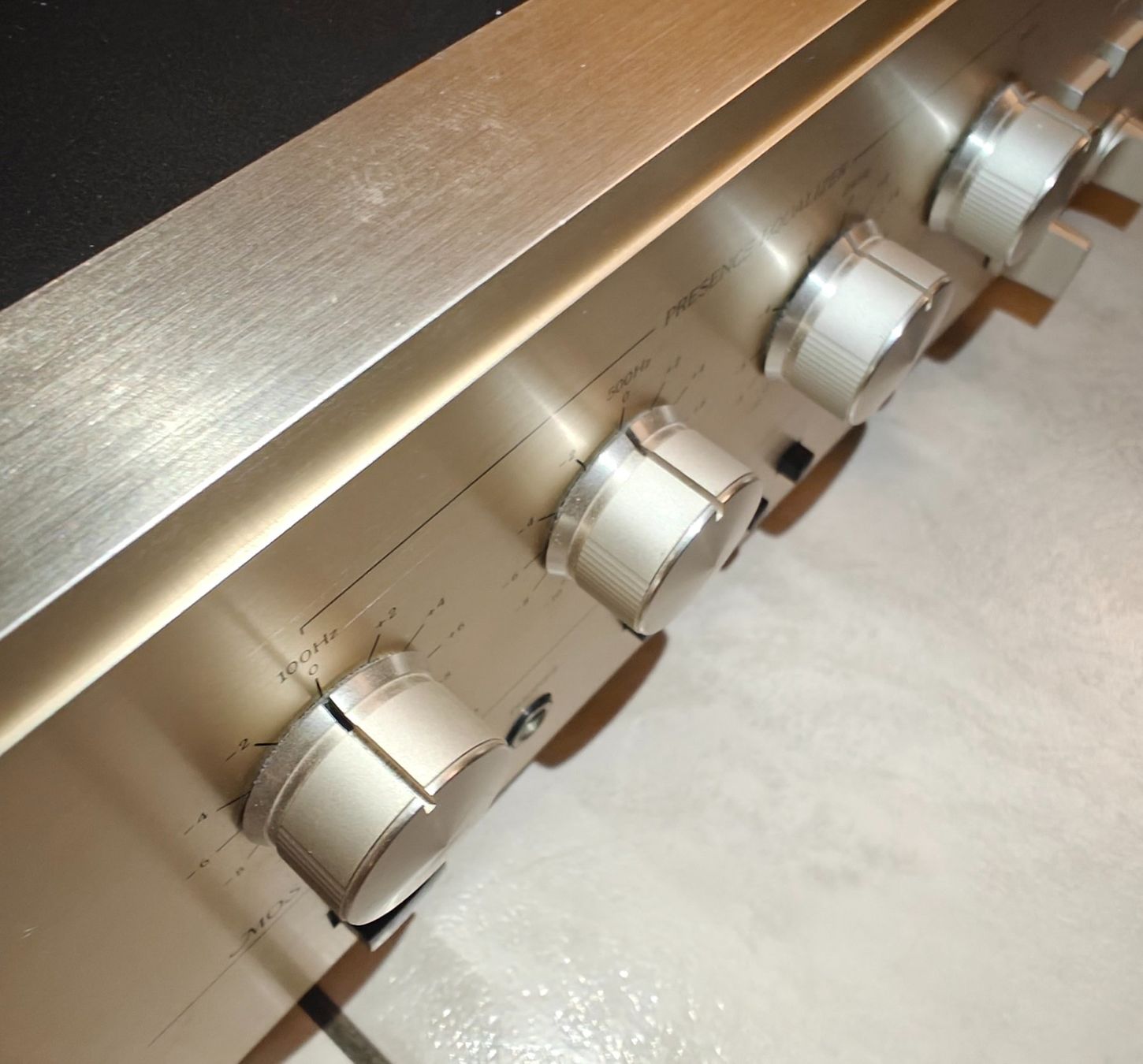 Accuphase Amplificatori: Accuphase E-206 - Hifi-Corner revidiert – Usato da Wallisellen venduto da amsee10 8