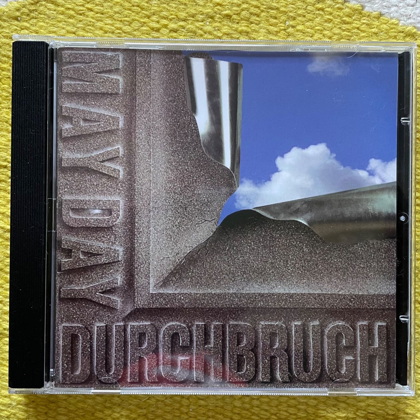 CDs: MAY DAY-DURCHBRUCH – D'occasion à Rorschacherberg par CD-Roli