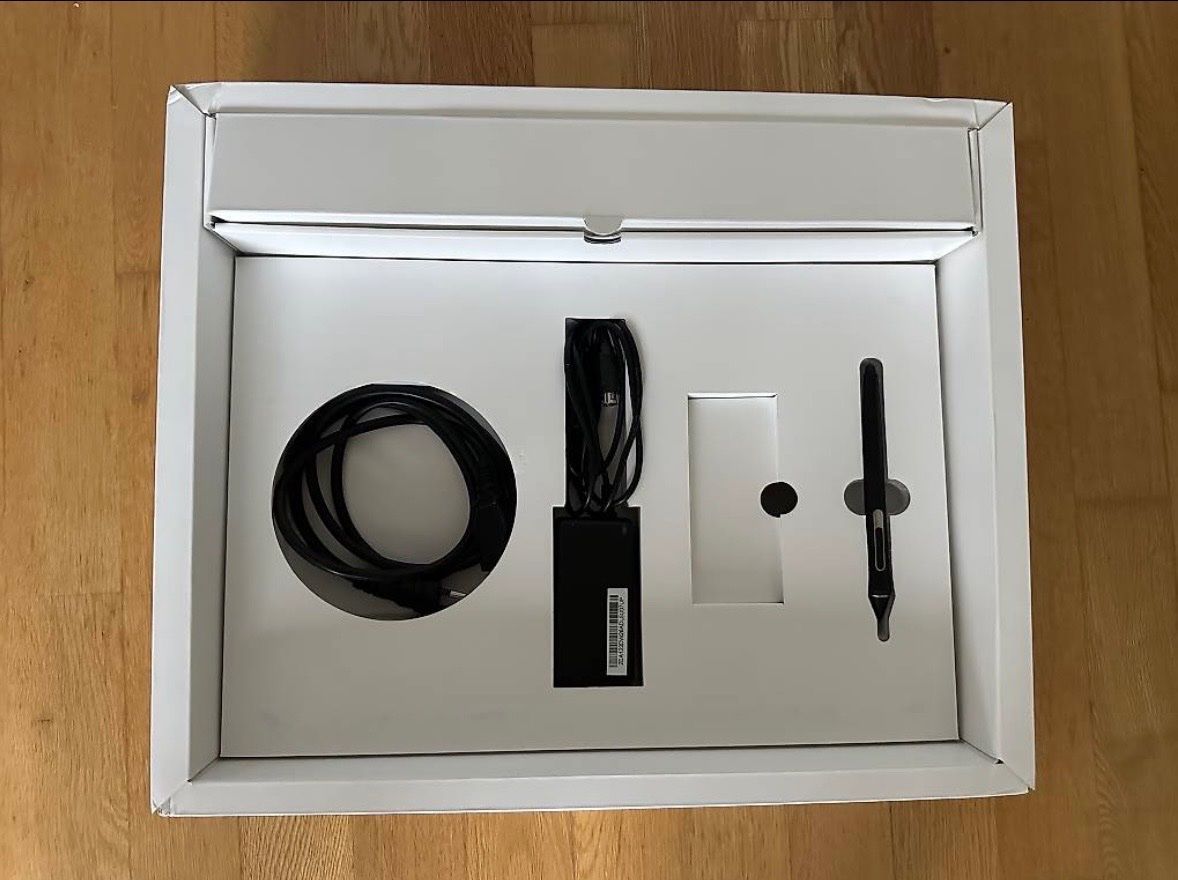 Wacom Tablet PC: Wacom Cintiq 16 – Usato da Bern venduto da miraca 4
