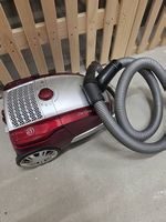 Staubsauger mit Beutel