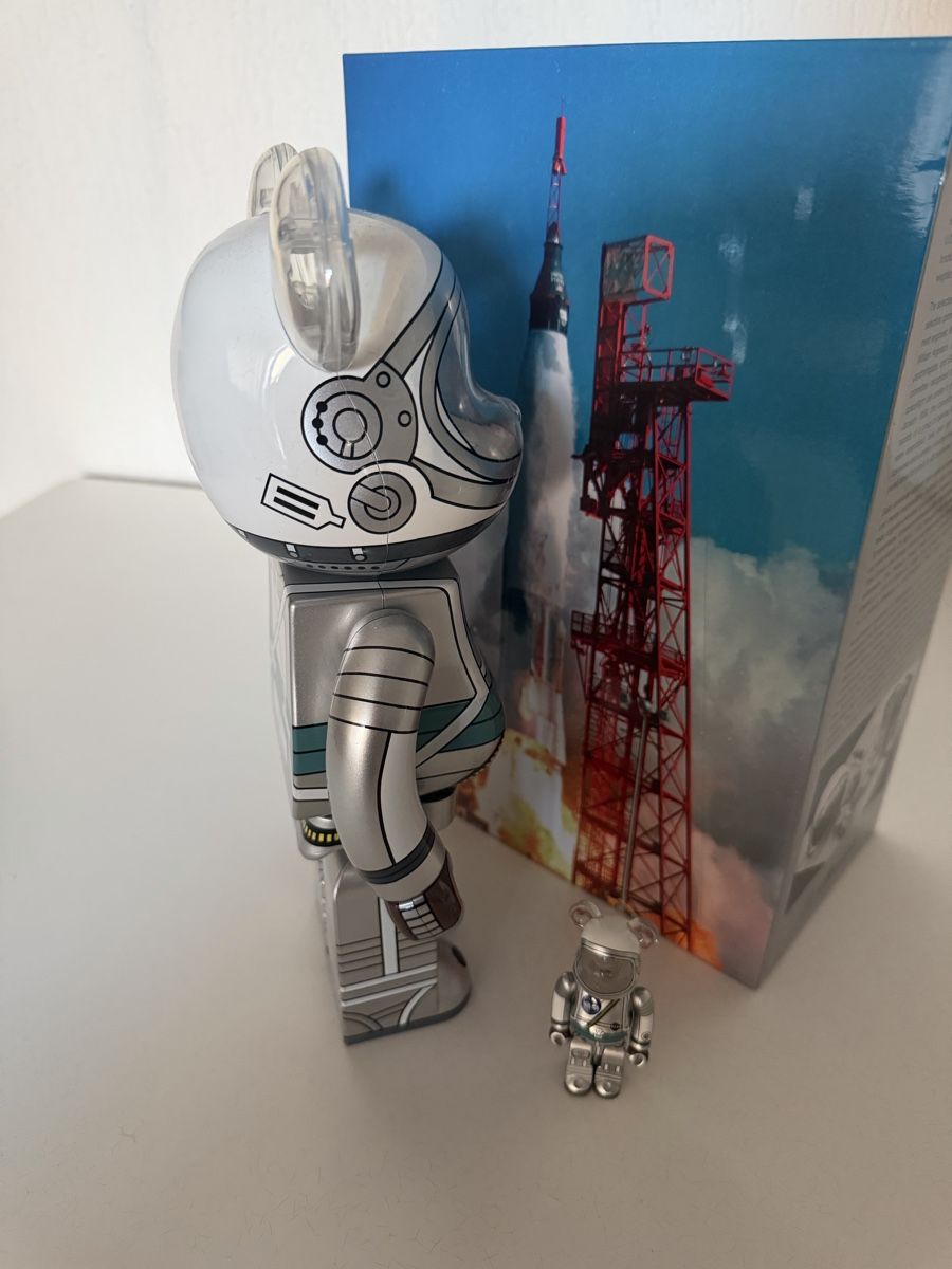 Statuette: Bearbrick Project Mercury Astronaut  – Nuovo e nell'imballaggio originale da Dübendorf venduto da Sneaker_Seller 2