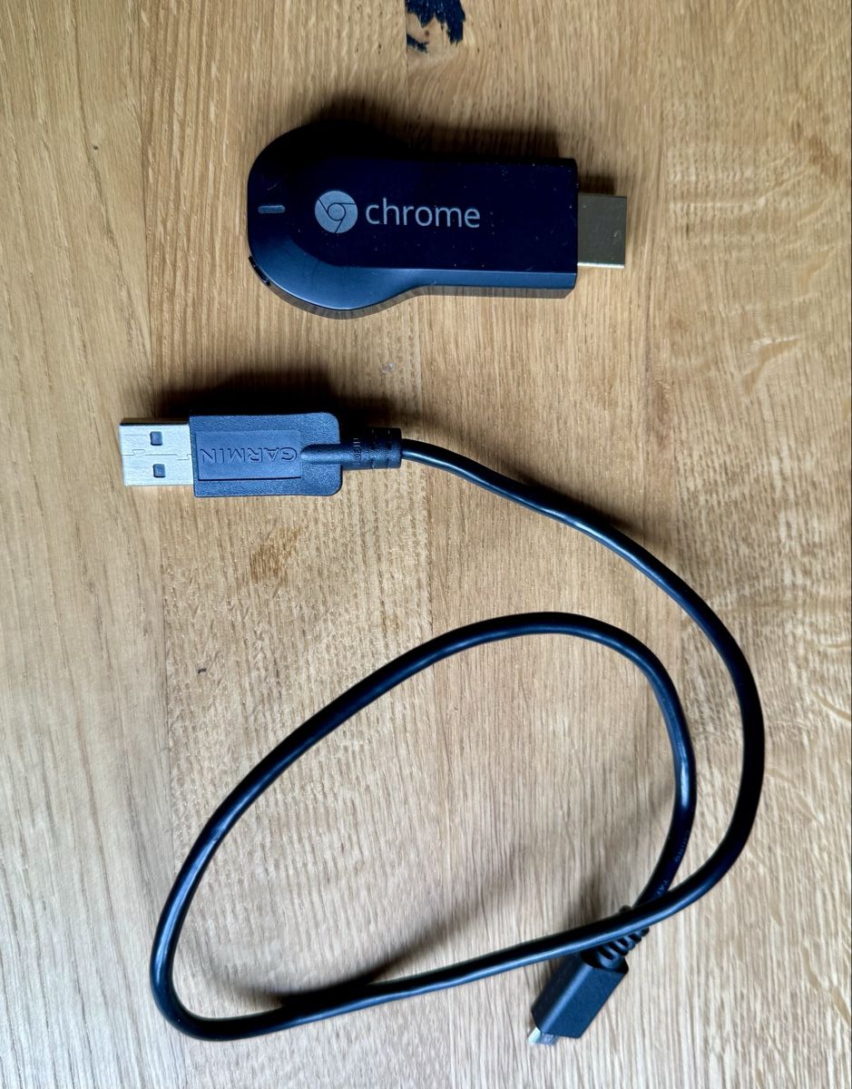 Google Lecteur multimedia & Streamer: Google Chromecast HDMI Streaming Stick  – Défectueux à Aesch (Neftenbach) par gyves01 2
