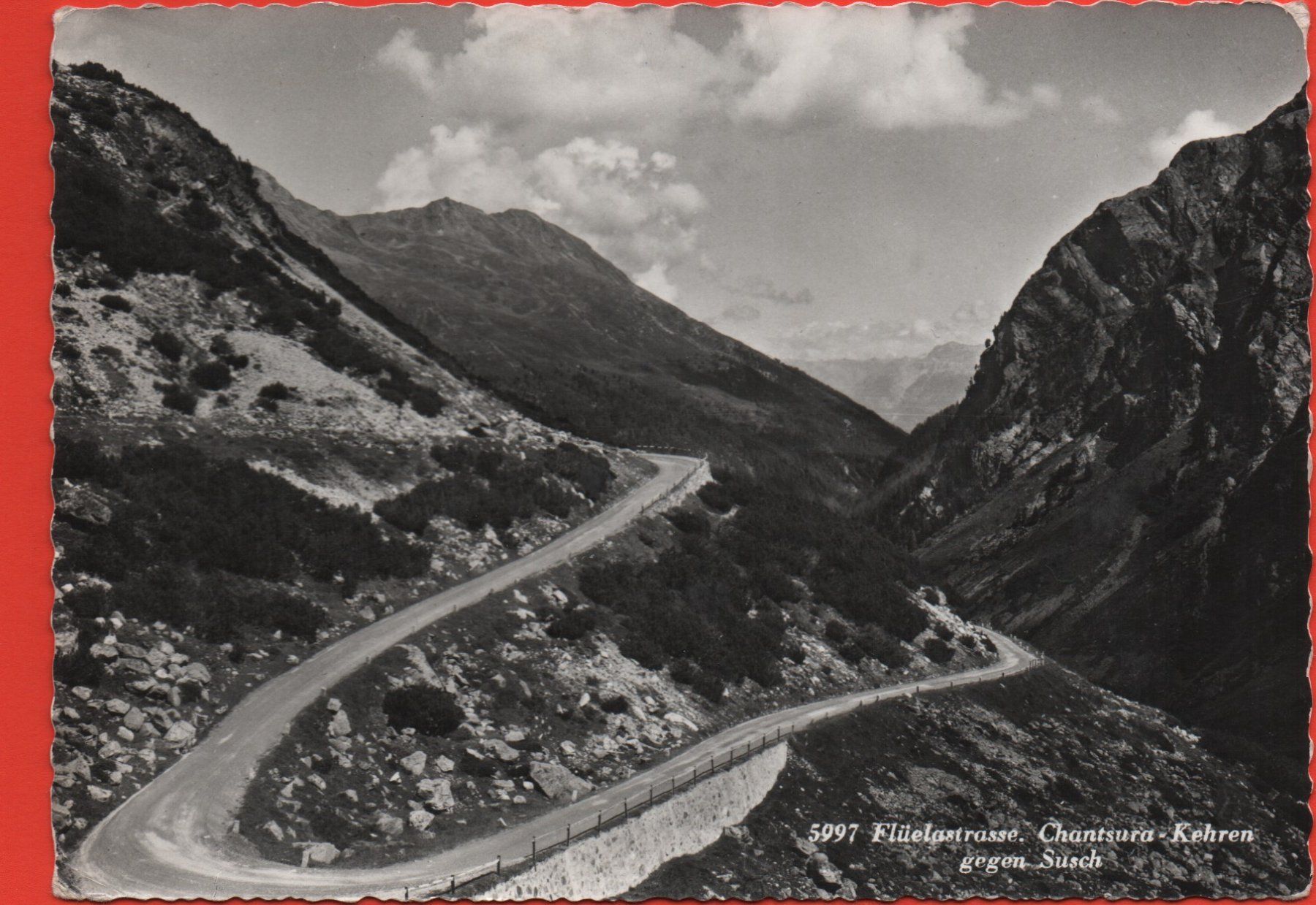 Cartes postales: SUSCH Flüelastrasse - Chantsura-Kehren – D'occasion à Jona par philajona