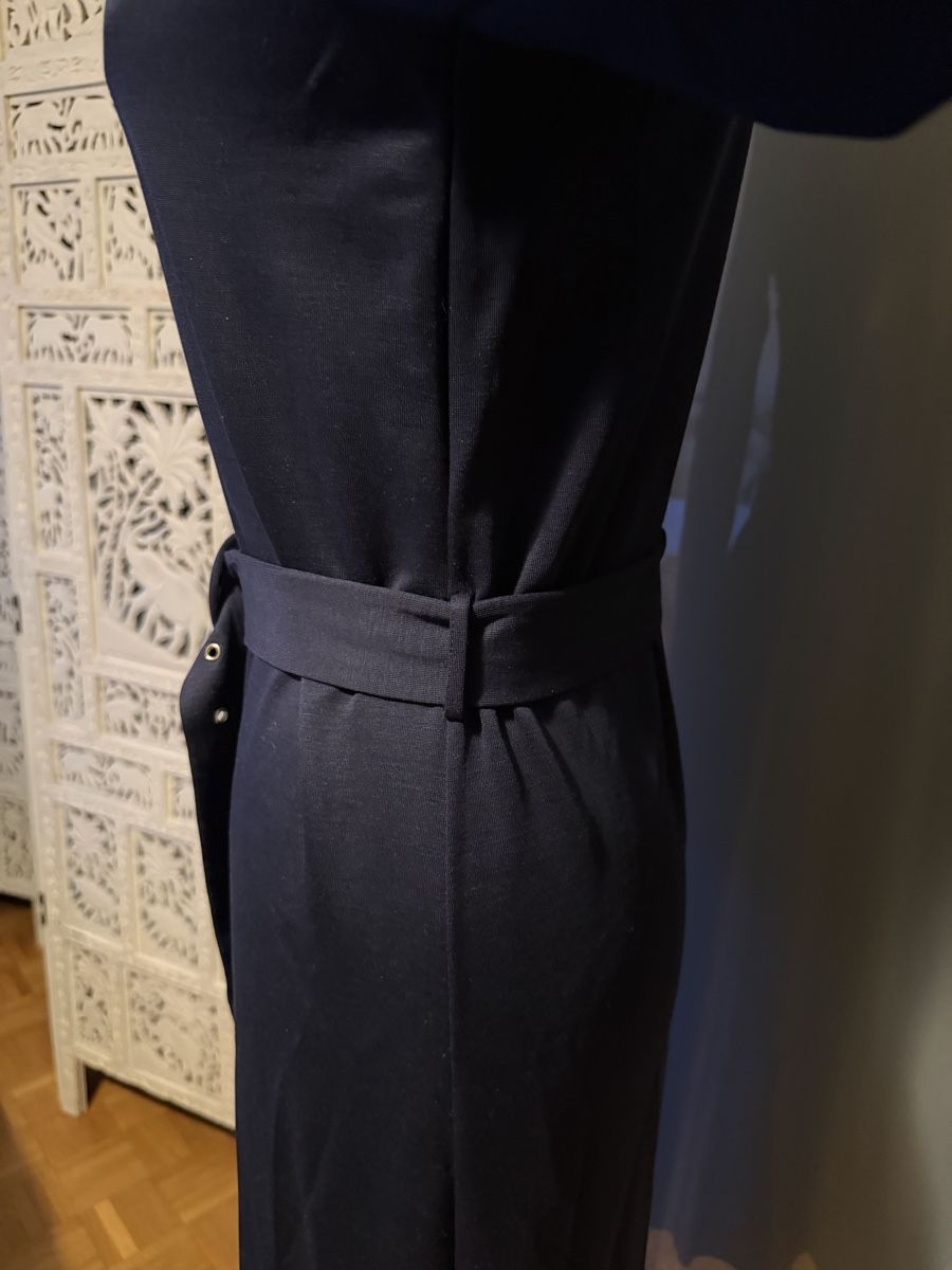 Massimo Dutti Vestiti: Robe Massimo Dutti bleu marin taille M – Usato da lausanne venduto da annec777 2