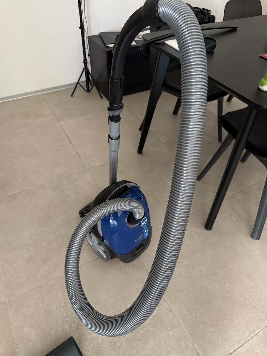 Philips Aspirapolveri & Accessori: Philips 3000 Series Vacuum Cleaner Blue 900W – Usato da Coldrerio venduto da Crivelli 1