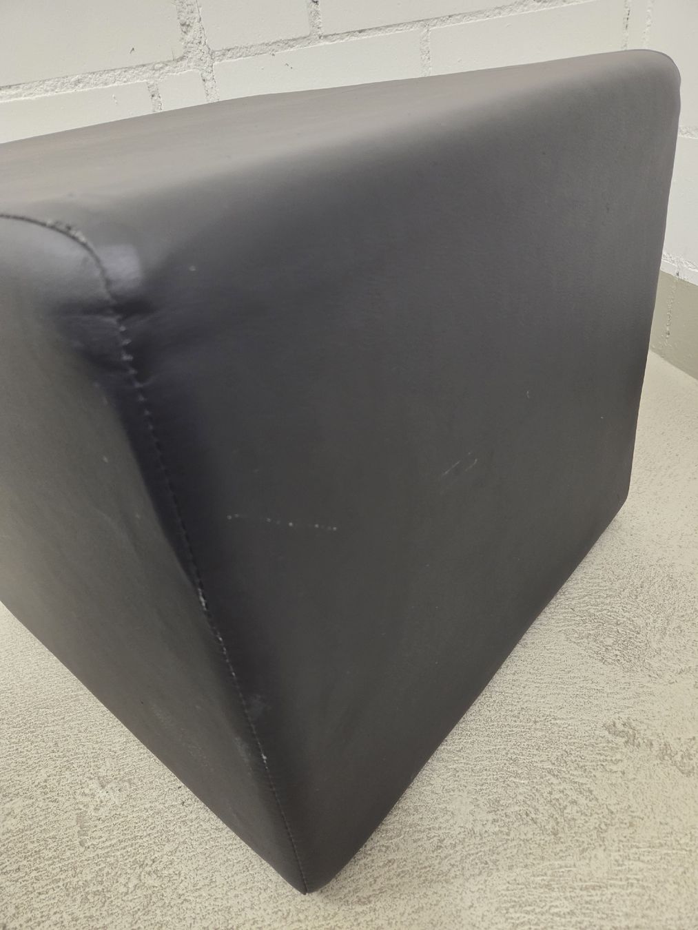 Sgabelli: Hocker schwarz – Usato da Glattpark(Opfikon) venduto da mammut66 3