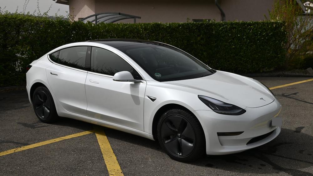 TESLA Model 3 Long Range Dual Motor AWD