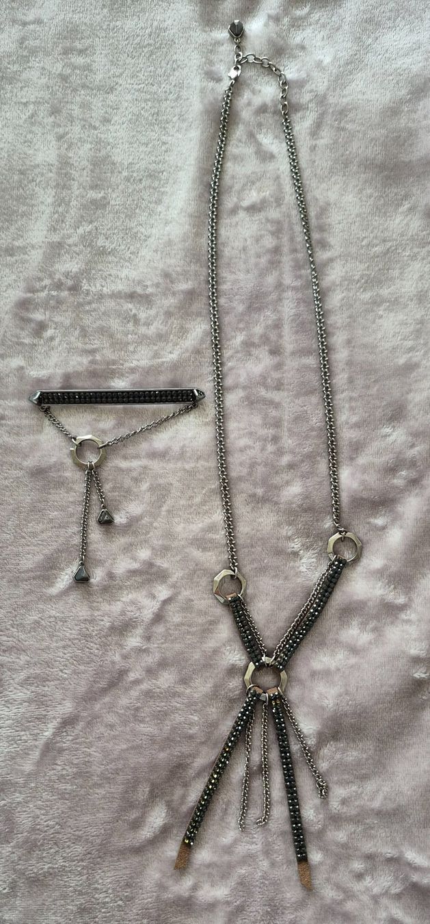 Swarovski Catenine: Halskette + Brosche von Swarovski – Nuovo (secondo la descrizione) da Schaffhausen venduto da Captancemo