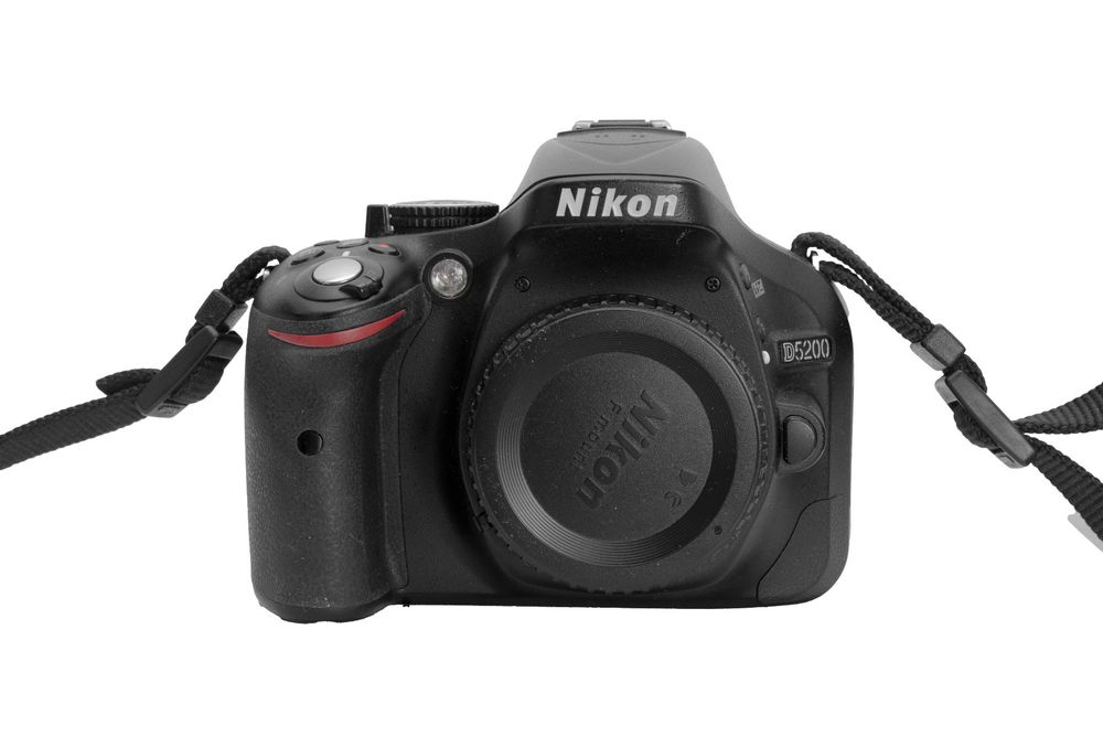 Nikon D5200 Kamera mit FULL HD VIDEO DSLR D 5200 | Kaufen auf Ricardo