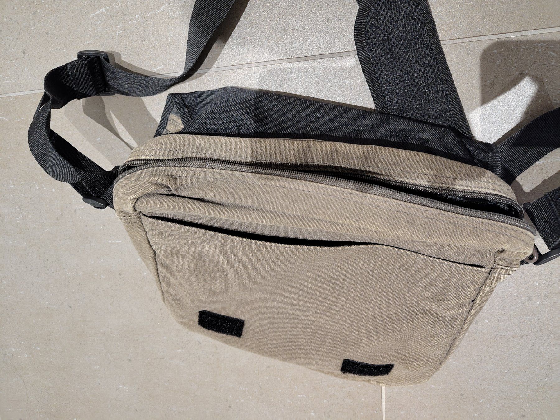 Taschen: Kleine Umhängetasche – Gebraucht aus Baar von Klicki11 3