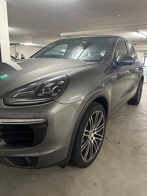 Automobili: Porsche Cayenne S – Usato da Zürich venduto da inf_p9jh 2