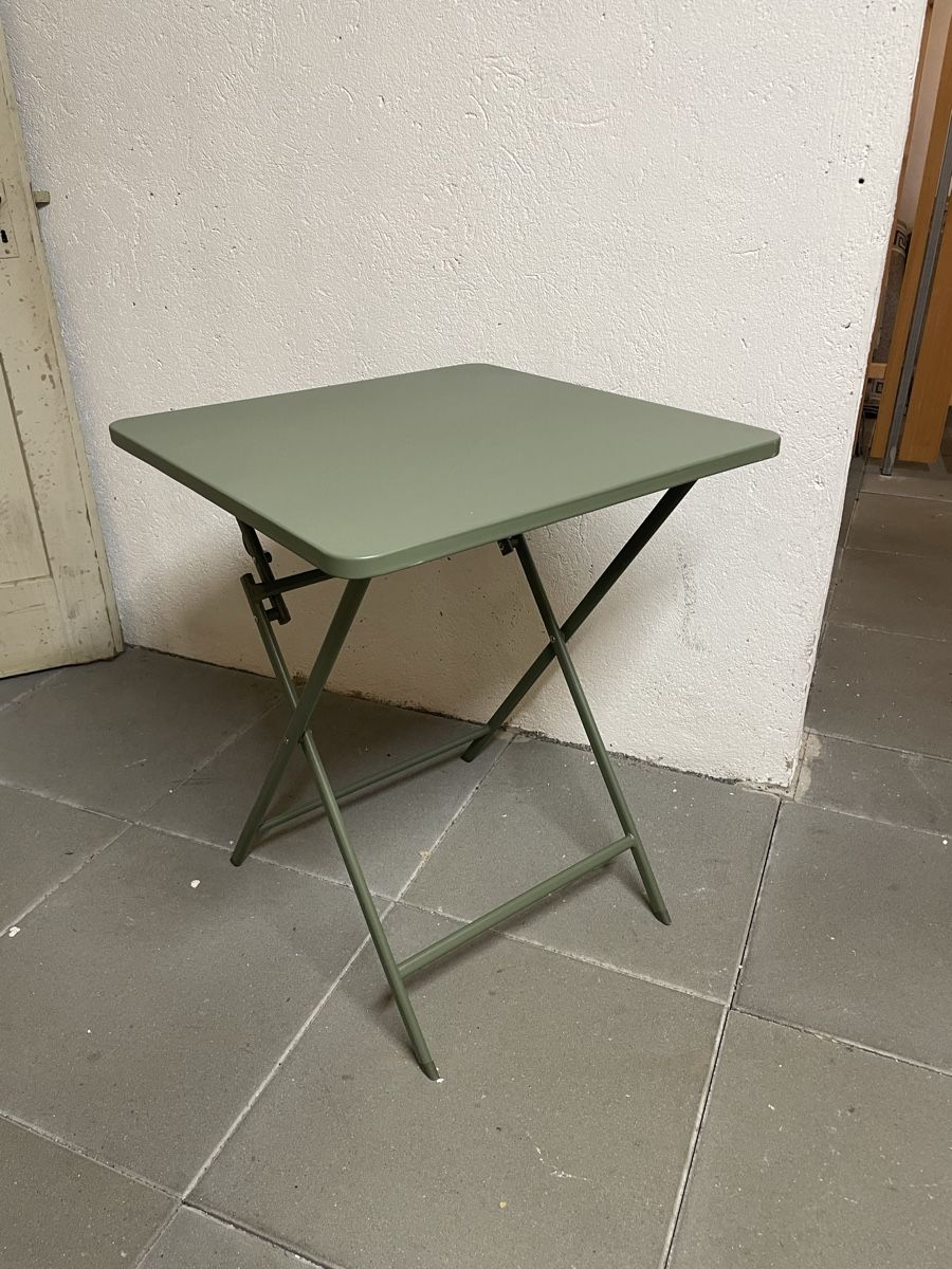 Tavoli: Gartentisch + 2 Stühle (klappbar) – Usato da Olten venduto da Nalacluni 2
