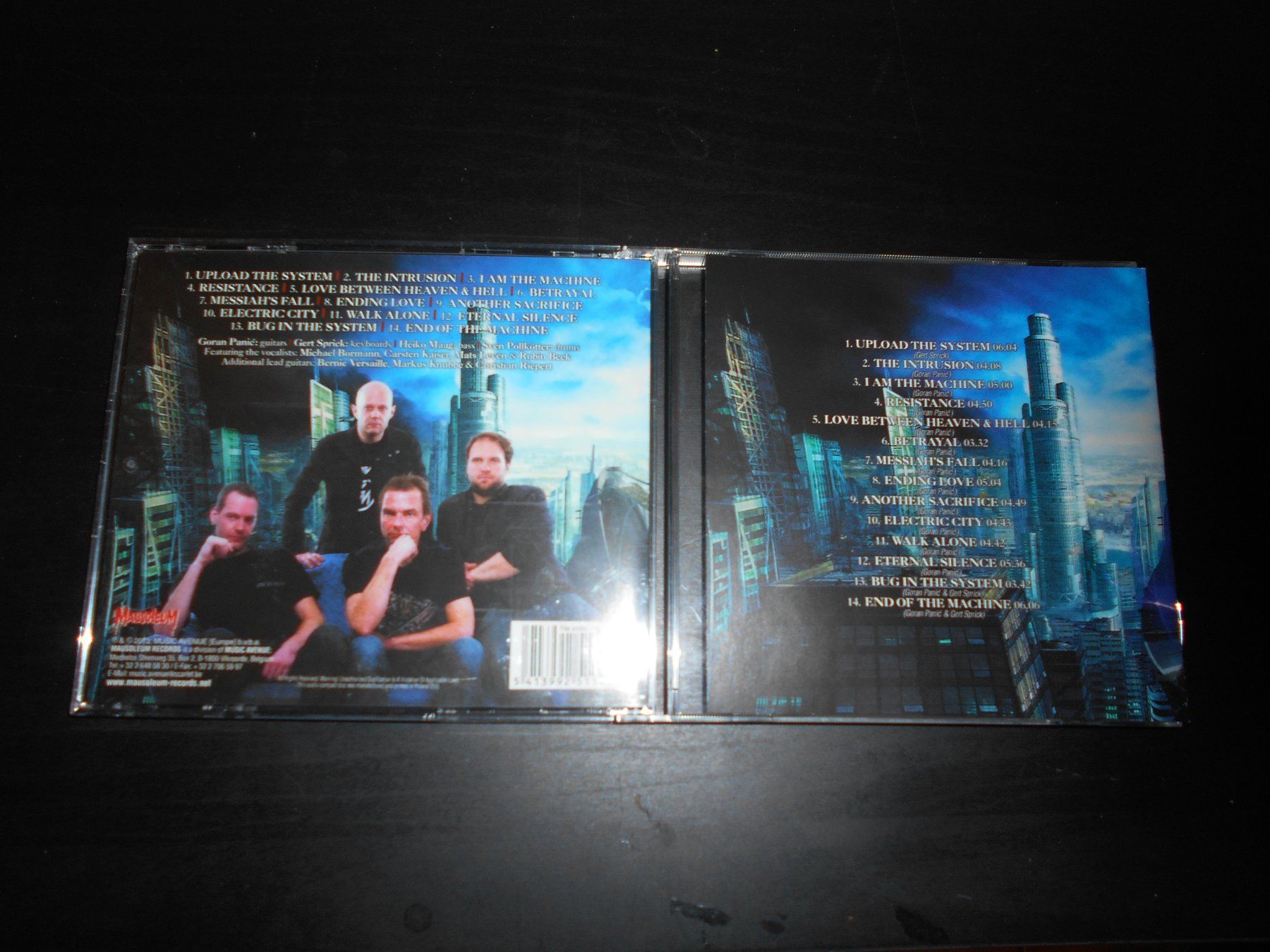 CD: Assignment – Inside Of The Machine / 2013 – Usato da Aarberg venduto da witchhunter01 1