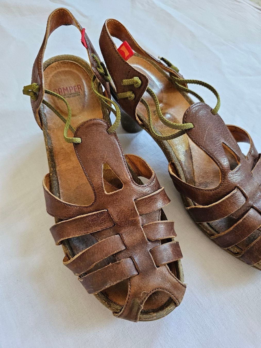 Camper Chaussures femmes: Sandalen Leder Braun Camper Gr. 40 – D'occasion à Ried-Brig par Zzyzx 1