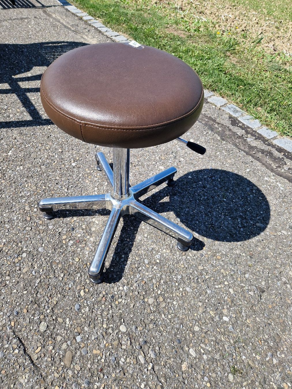 Sedie: Höherverstellbarer Stuhl – Usato da Mörigen venduto da Clio111 1