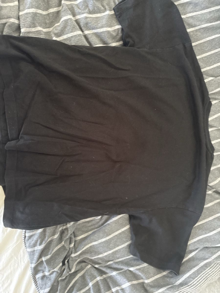 T-Shirts: Vicinity T - shirt – Gebraucht aus Aesch BL von ida_x65l 1