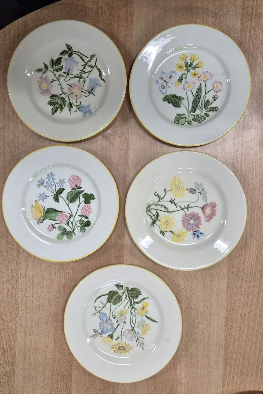 Tazze: Service à café Signa fleurs papillons  – Usato da Le Locle venduto da La-Boutik 4