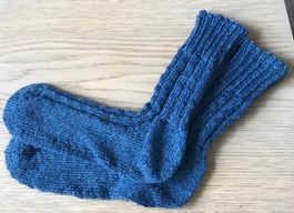 Gestrickte Herrensocken, jeansfarben,  Grösse 42/43 neu