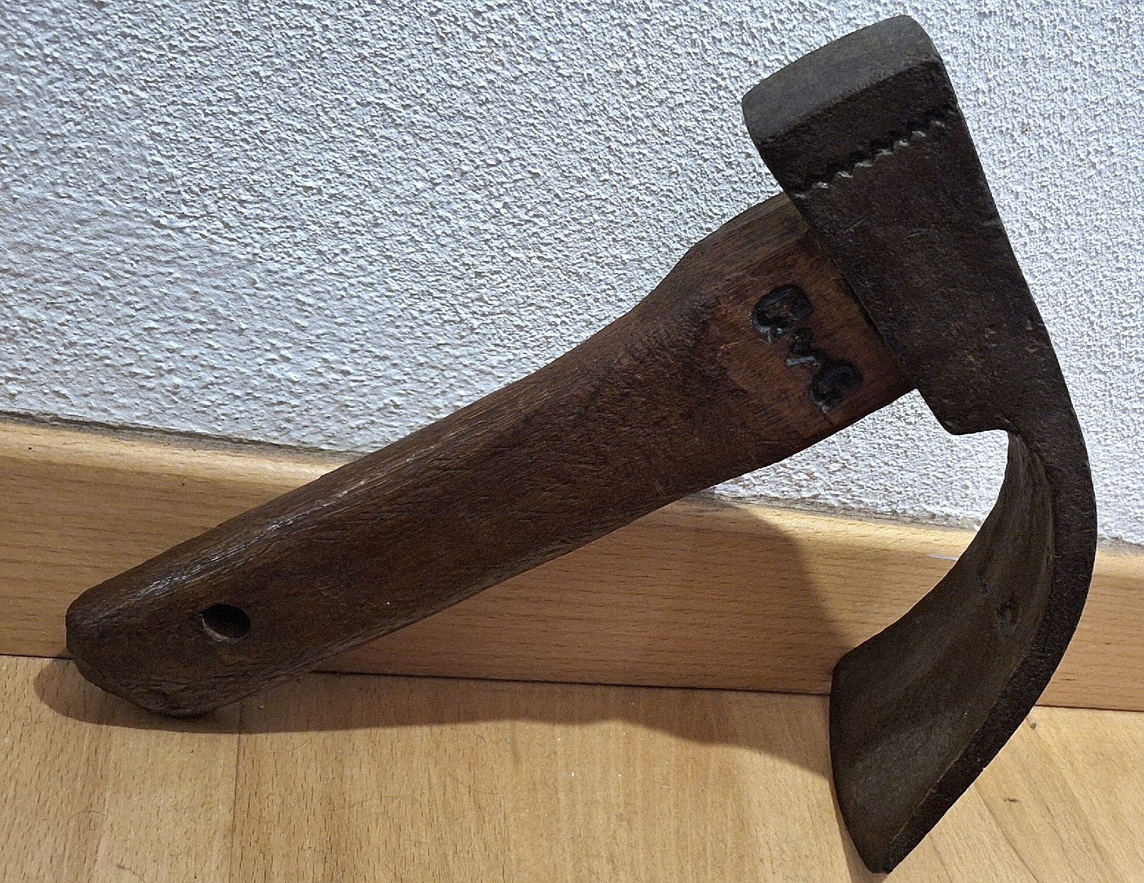 Alle Werkzeuge: Gut erhaltene Dechsel Axt, antik – Gebraucht aus Emmenbrücke von abu_9mj8 4
