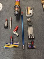 Dyson v12 Detect™ slim absolute