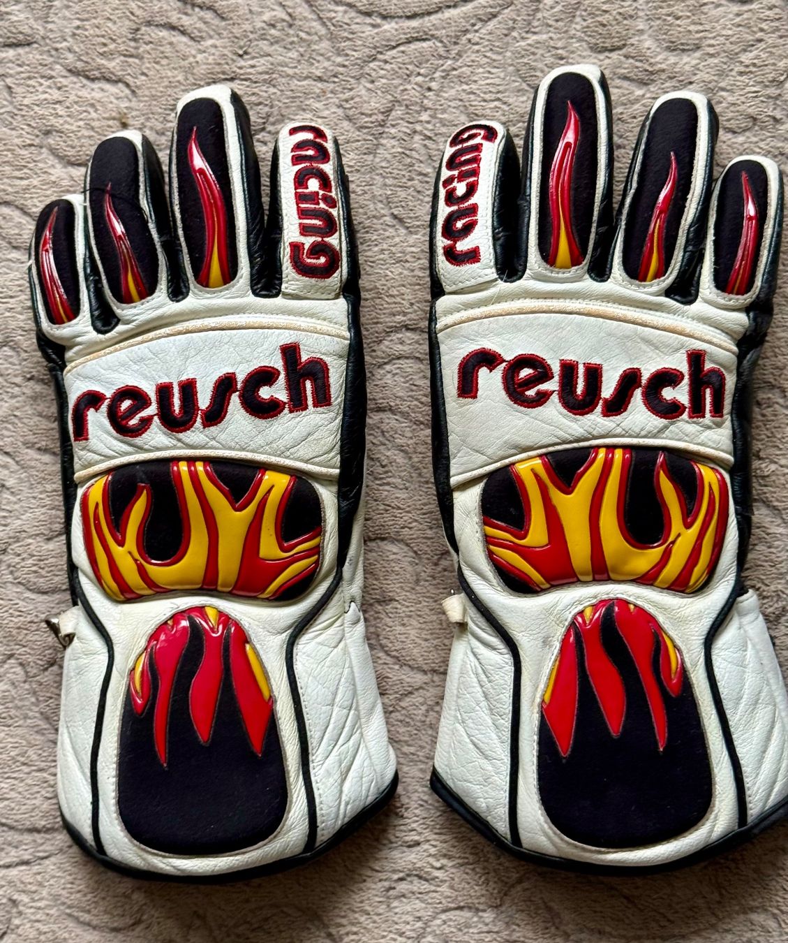 Reusch Guanti & manicotti: Reusch Ski Renn Handschuhe Leder Flame Gr. 7-8 – Usato da Engelburg venduto da mamalanima