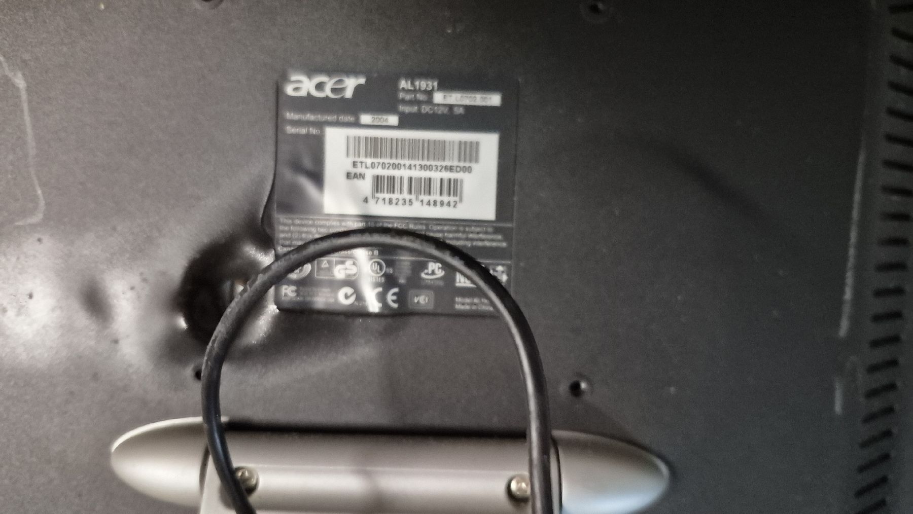 Monitor: 4x lcd écran – Usato da Léchelles venduto da sim7891 3
