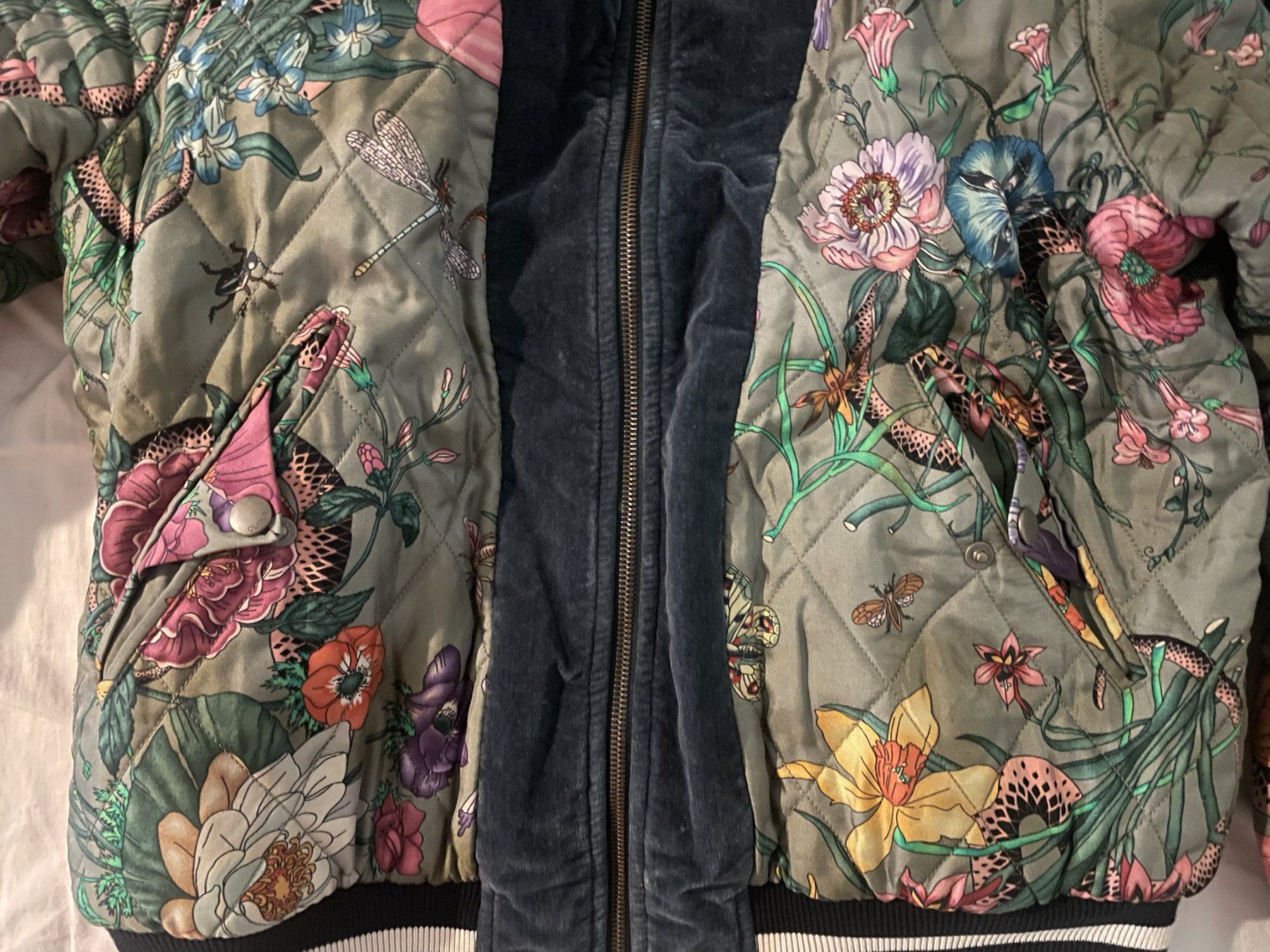 Gucci Jacken: Gucci Bomberjacke Floral Grösse S – Gebraucht aus Basel von yag2ru 2