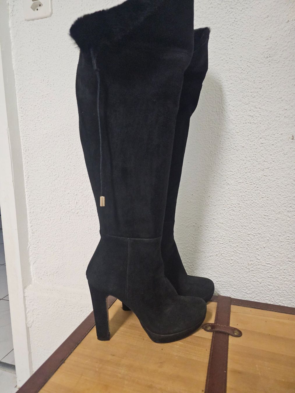 Max Mara Damenschuhe: STIEFEL Lammfell MAX MARA GR. 38  NEU! – Neu (gemäss Beschreibung) aus Rheineck von aron012 1