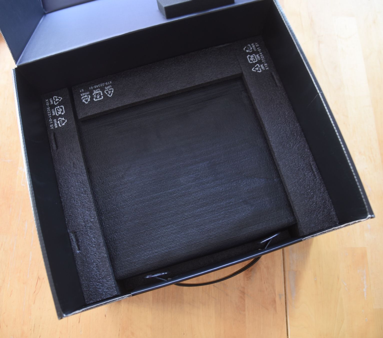 Microsoft Console: XBOX One Elite Konsole (CIB) – Usato da Frenkendorf venduto da gelbeZinnie 7