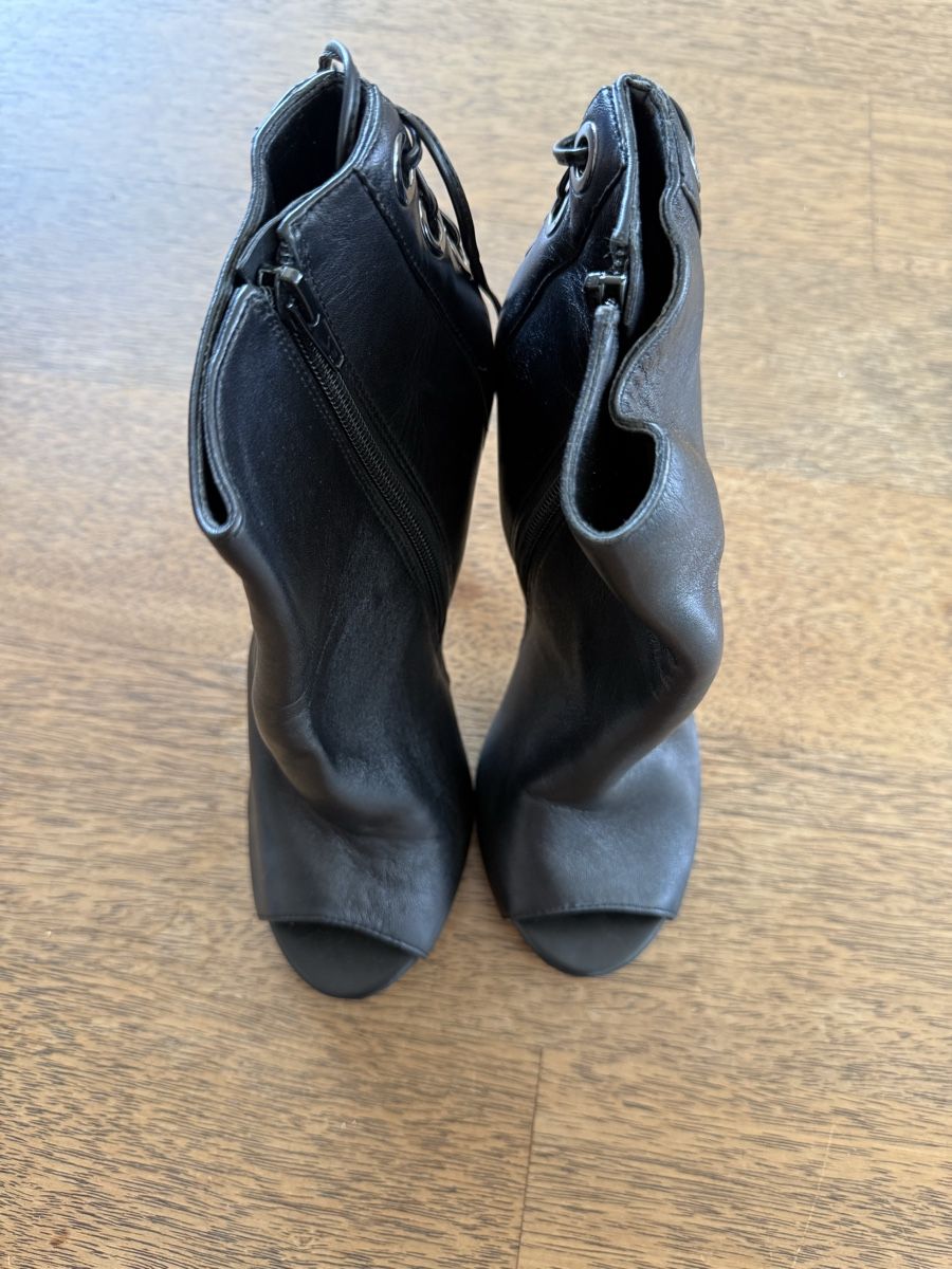Guess Scarpe da donna: Guess Pumps Gr. 38 Leder  – Usato da Waedenswil venduto da Sturmer1982 1