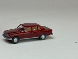 Wiking Mercedes 240 D dunkelrot