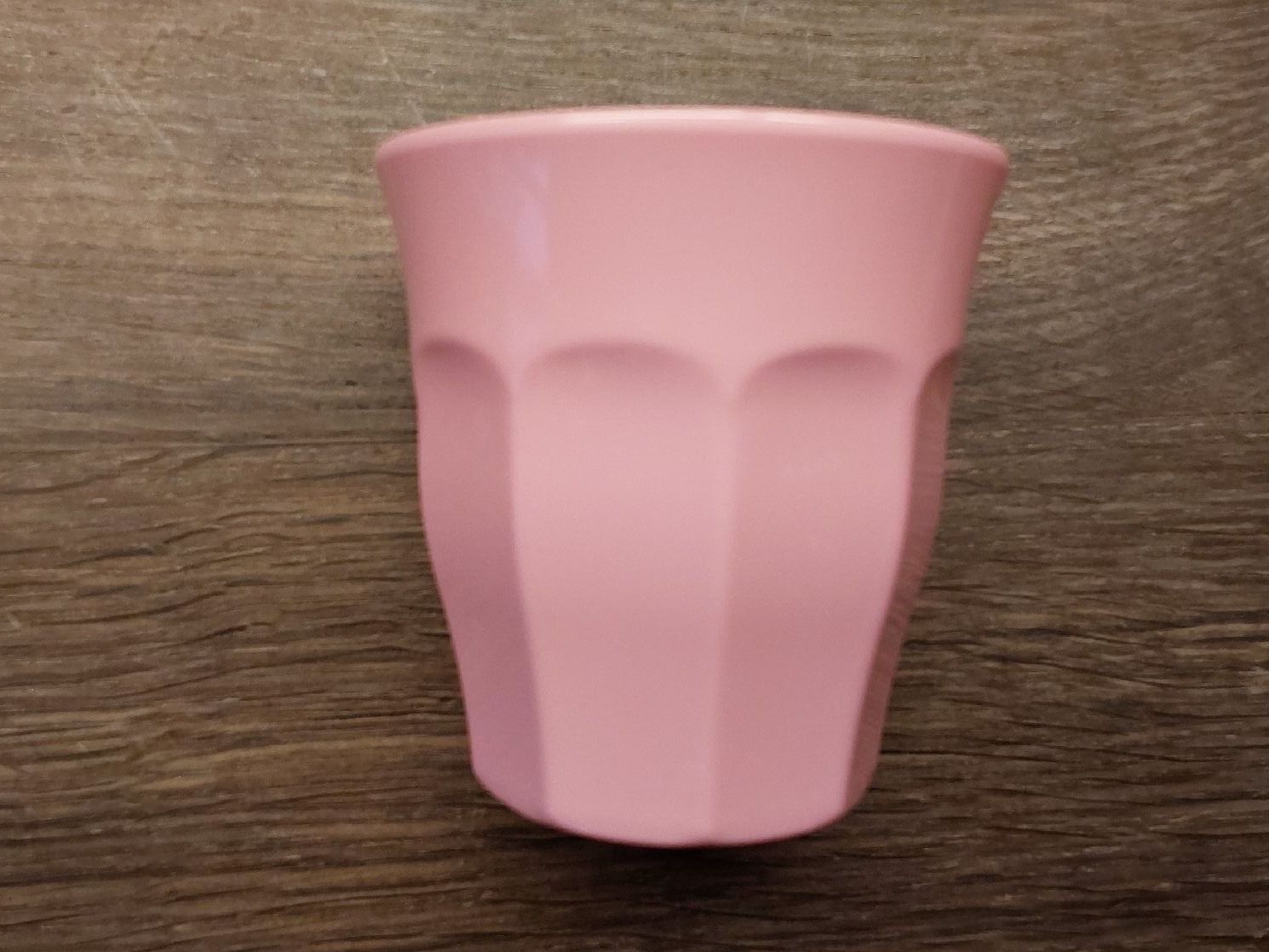 Tazze: Trinkbecher rice Denmark rosa – Nuovo (secondo la descrizione) da Köniz venduto da scopello12