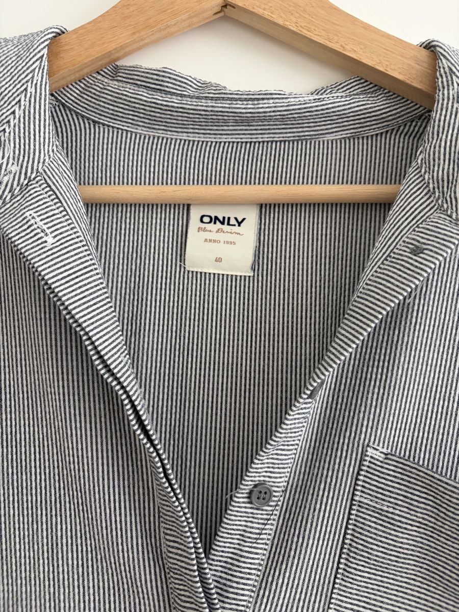 Only Vestiti: Robe chemise à rayures / Gestreiftes Hemdkleid - Only - 40 – Nuovo (secondo la descrizione) da Thalwil venduto da Salome89CH 4
