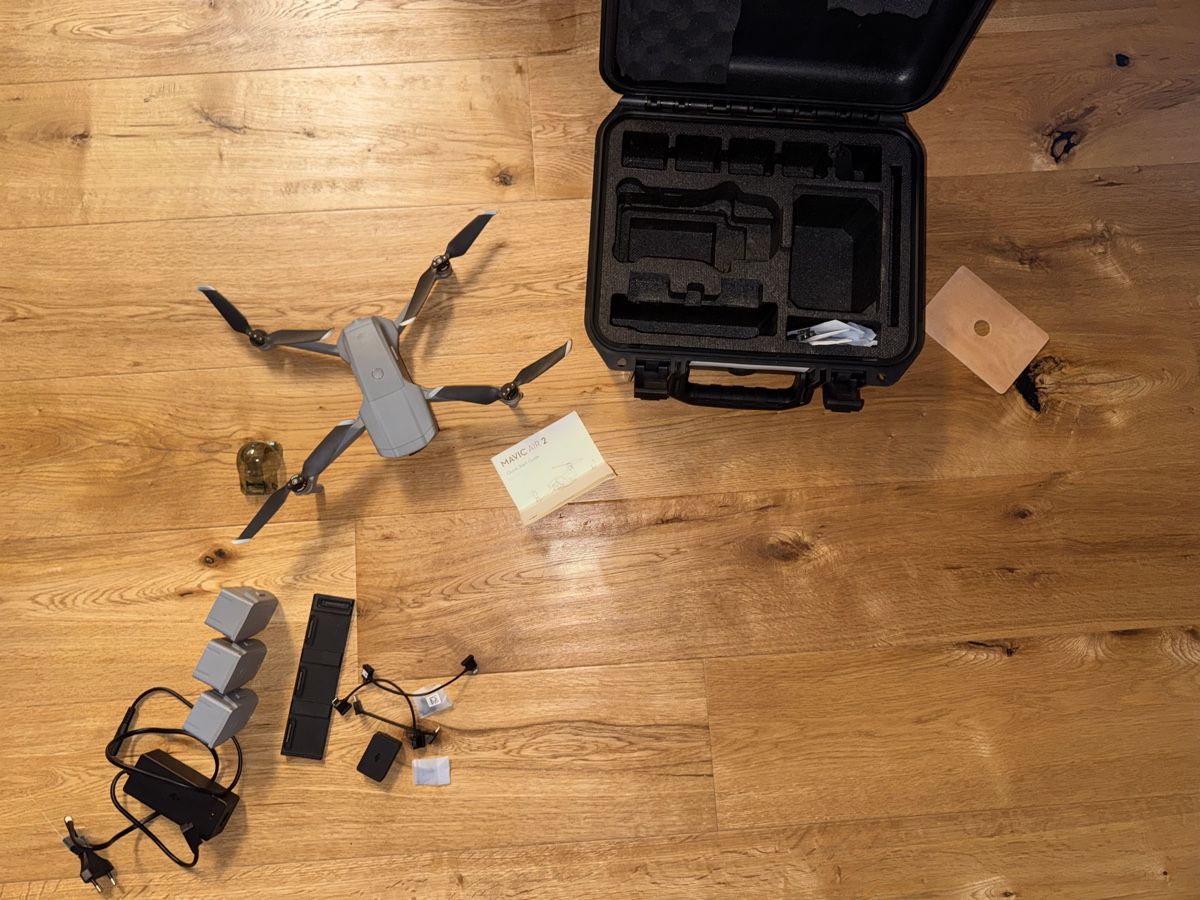 DJI Modellismo RC: Dji Mavic Air 2 XL-Combo mit Controller – Usato da Laupen BE venduto da WinterSnow 2