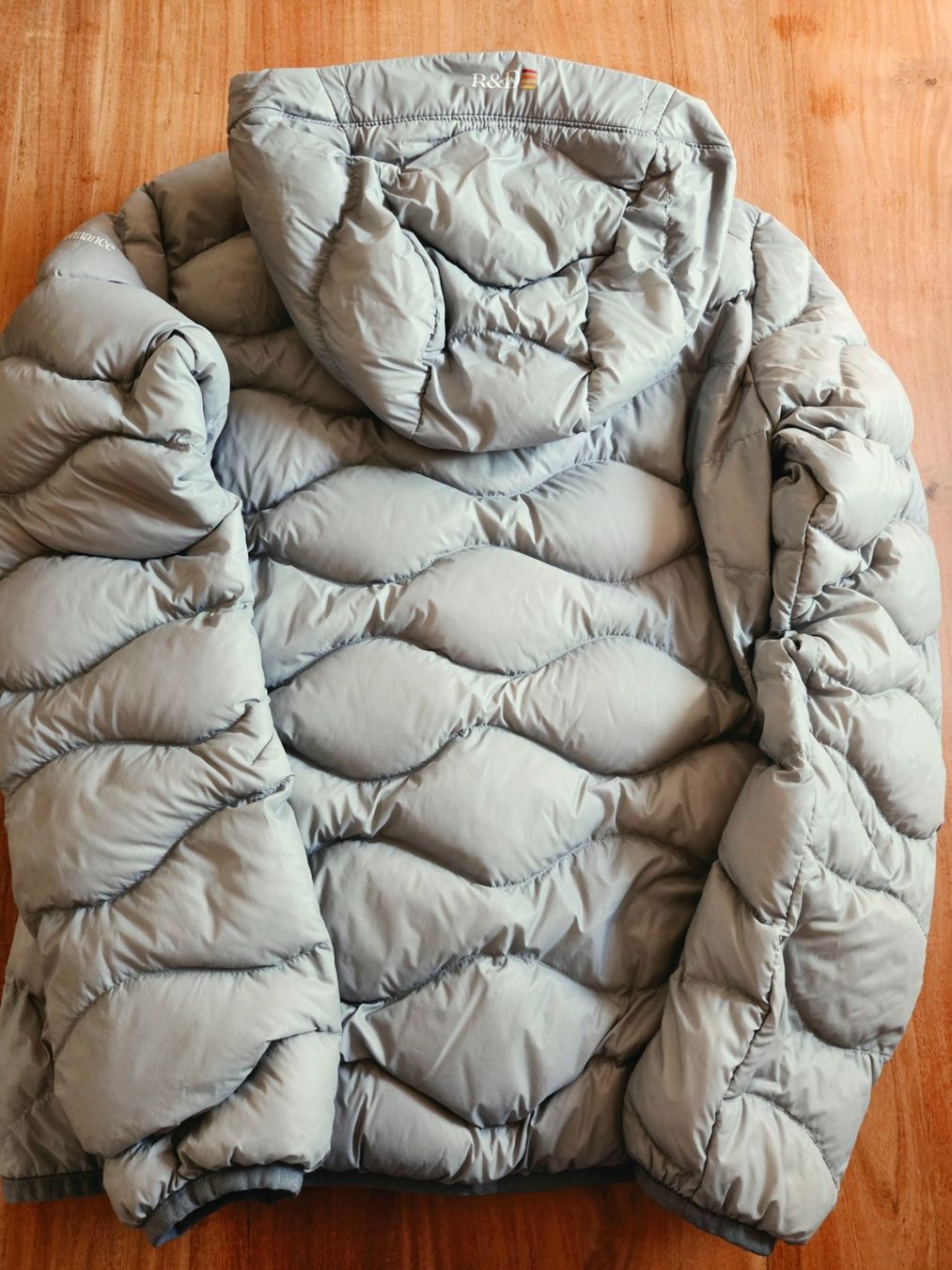 Peak Performance Vestes: giacca  peak performance – D'occasion à Giumaglio par sca_8sfv 1