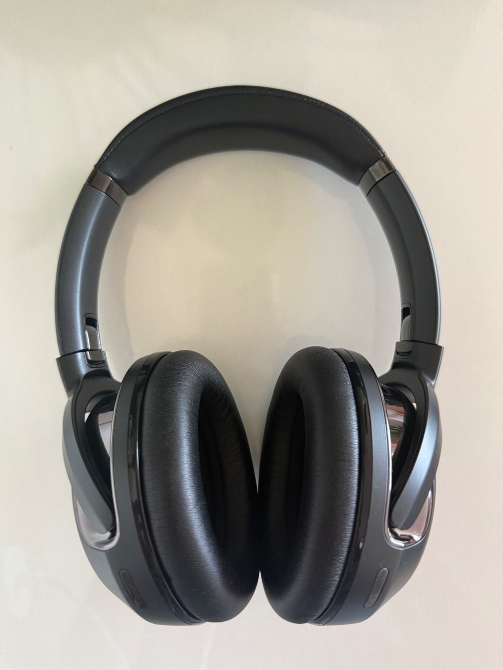 JBL Cuffie: JBL TOUR ONE M2 – Usato da Küssnacht am Rigi venduto da Adriana_3