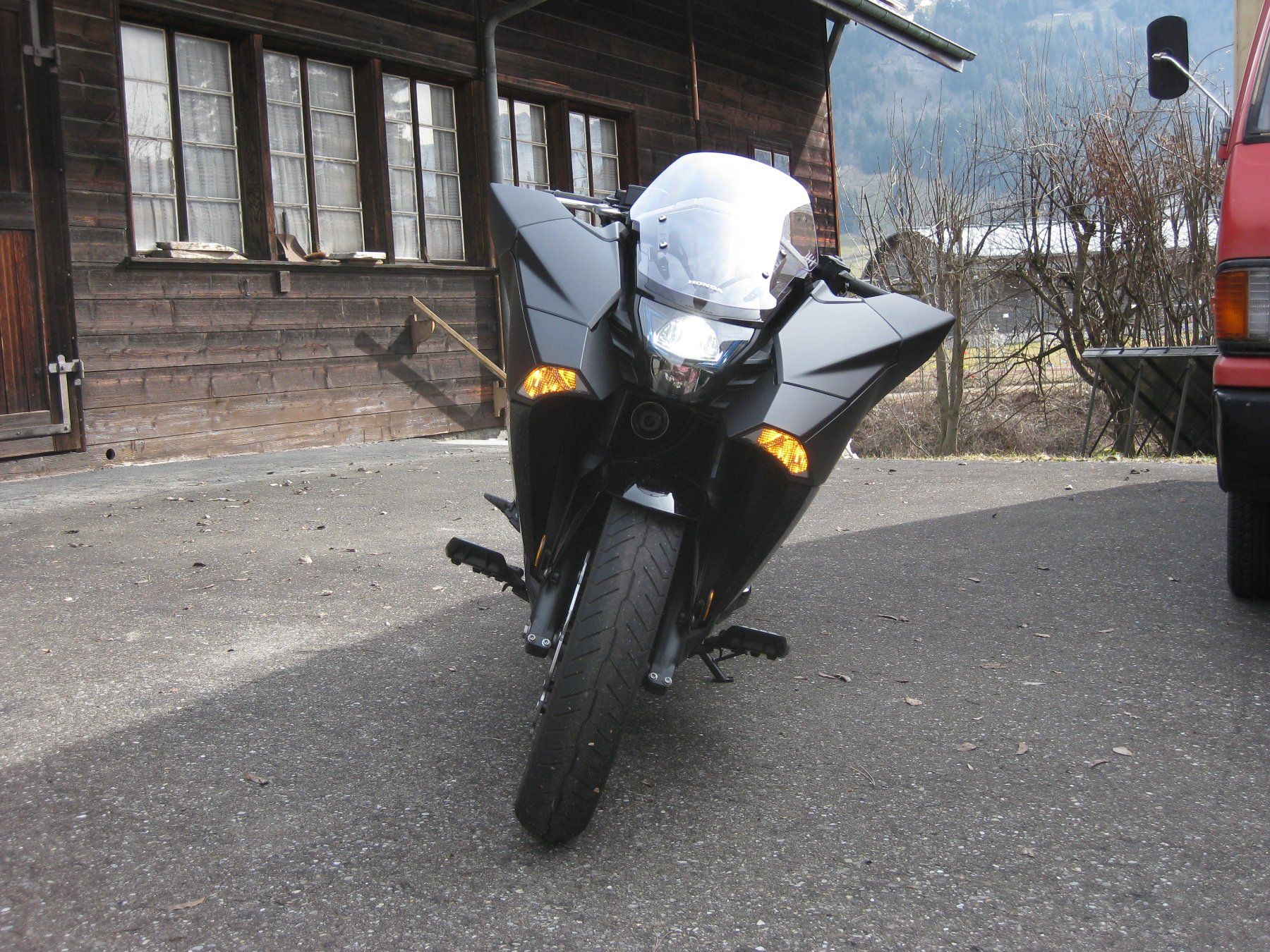 Honda Chopper: Honda Vultus (NM4) – Gebraucht aus Frutigen von Hibiscus 1