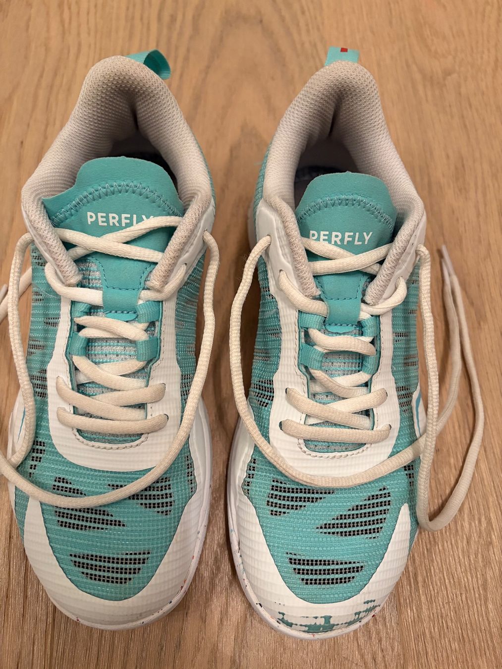 Scarpe per ragazzi: Turnschuhe Gr. 37 Perfly – Usato da Steinhausen venduto da KAMKA 1